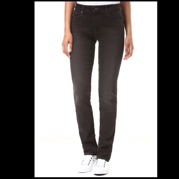 🌸NWOT Levi’s jeans 28 long - Picture 1 of 6